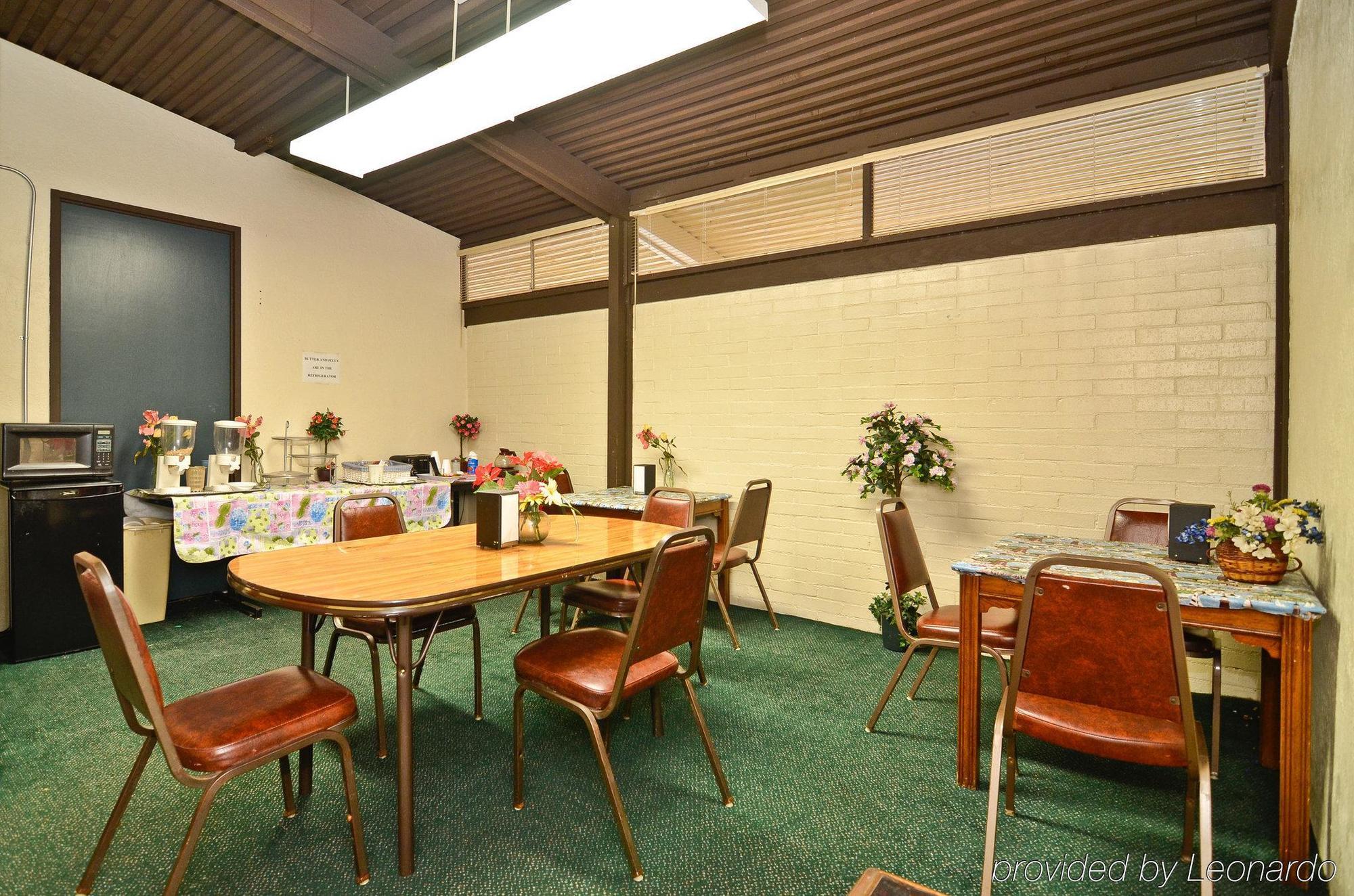 Spanish Trace Inn 阿森斯 餐厅 照片