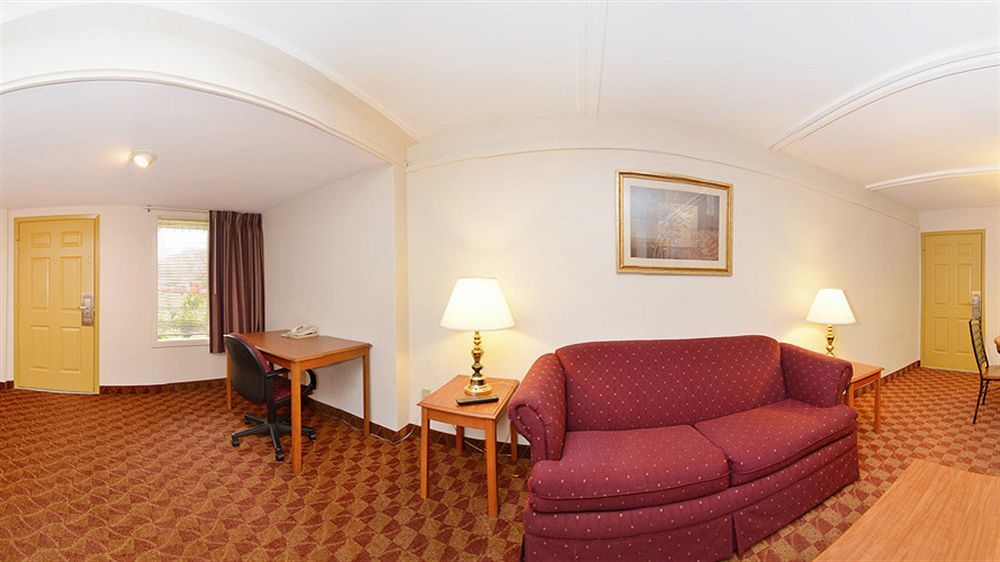 Spanish Trace Inn 阿森斯 外观 照片