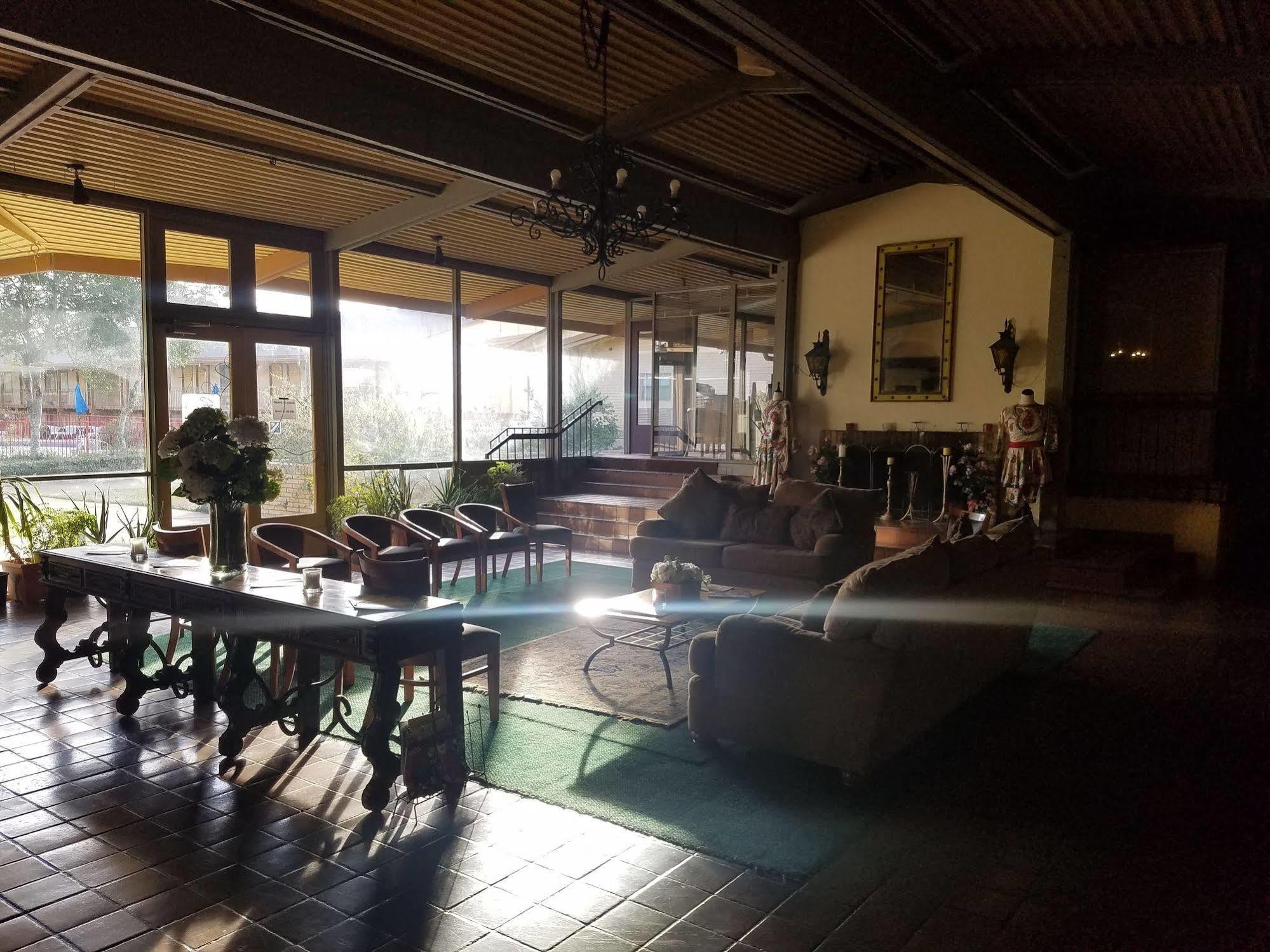 Spanish Trace Inn 阿森斯 外观 照片