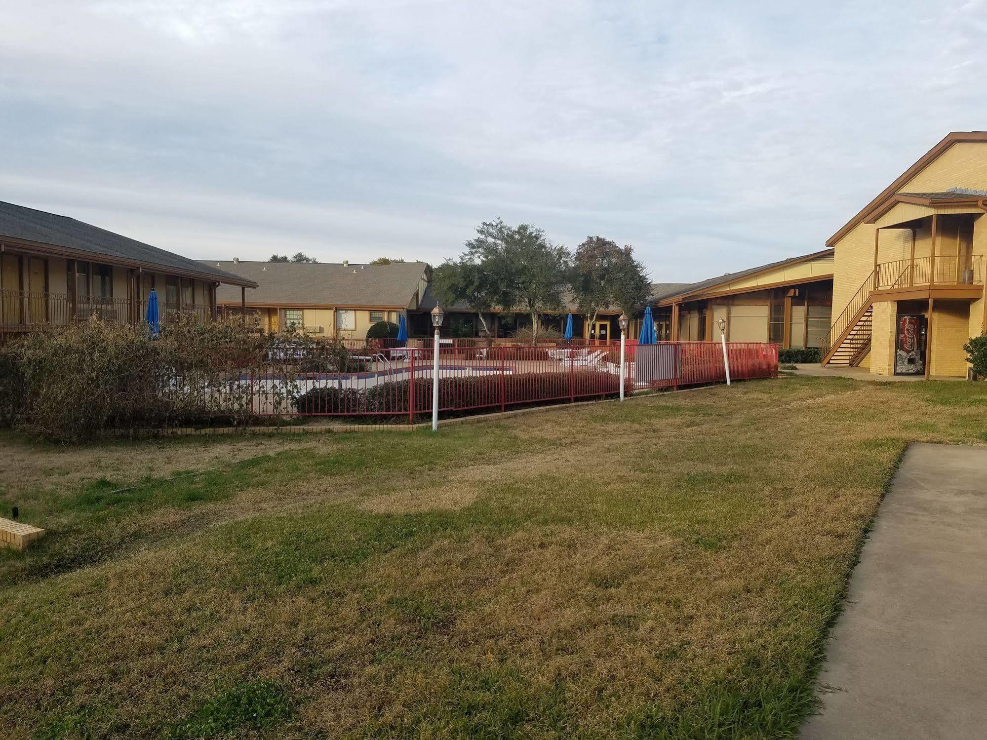 Spanish Trace Inn 阿森斯 外观 照片